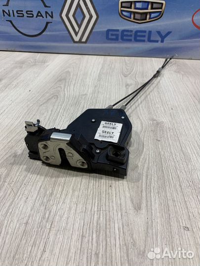 Замок передней двери geely emgrand X7 Лев