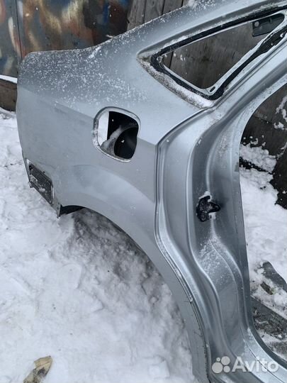 Крыло заднее правое Ford Mondeo IV седан