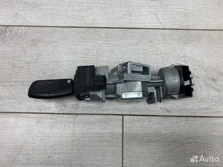 Замок зажигания Ford Galaxy минивэн qxwa 2007