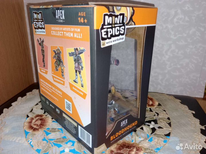 Apex Legends фигурка Bloodhound