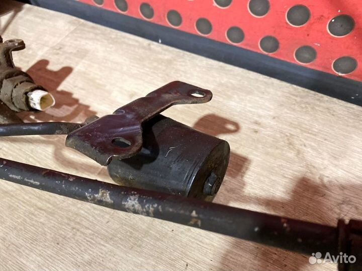 Гидроаккумулятор Toyota Land Cruiser 200 2015