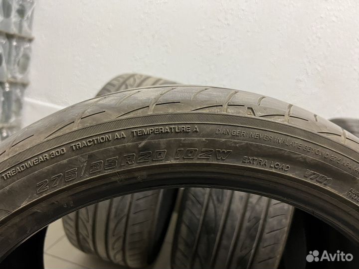 Yokohama Advan Fleva V701 275/35 R20
