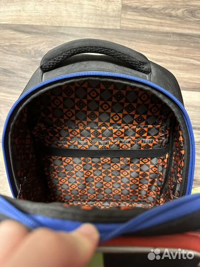 Школьный рюкзак