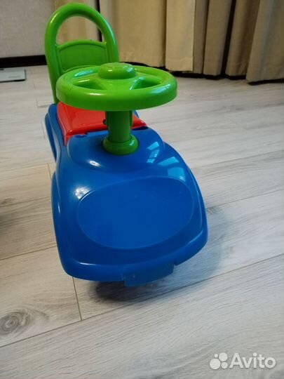 Детская машинка каталка