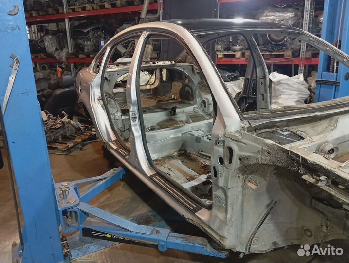 Порог со стойкой правый Volkswagen Passat B5