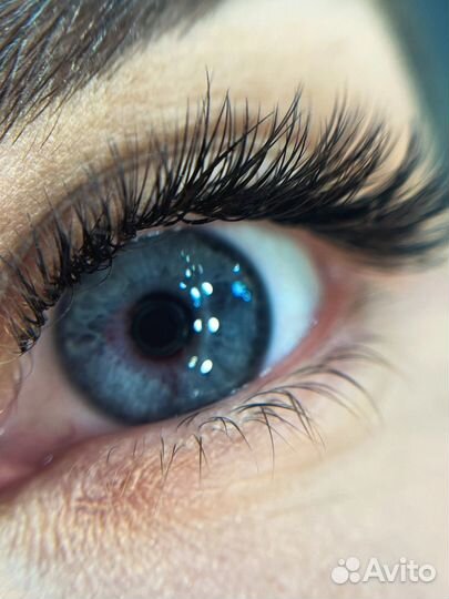 Наращивание ресниц,услуги бровиста