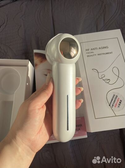 Микротоковый массажер для лица