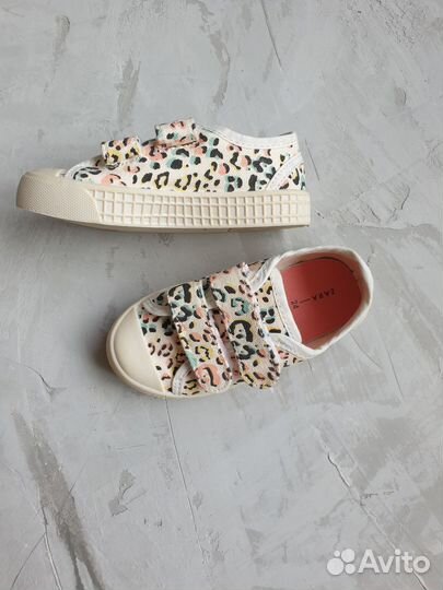 Кеды zara
