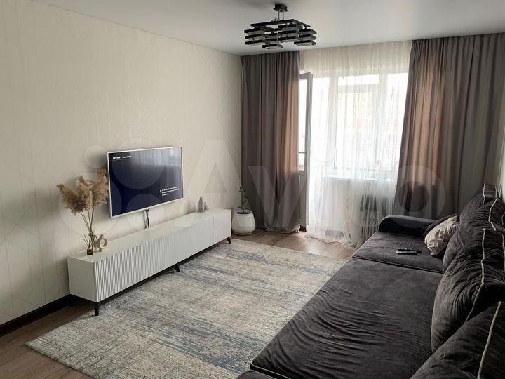 2-к. квартира, 54 м², 7/10 эт.