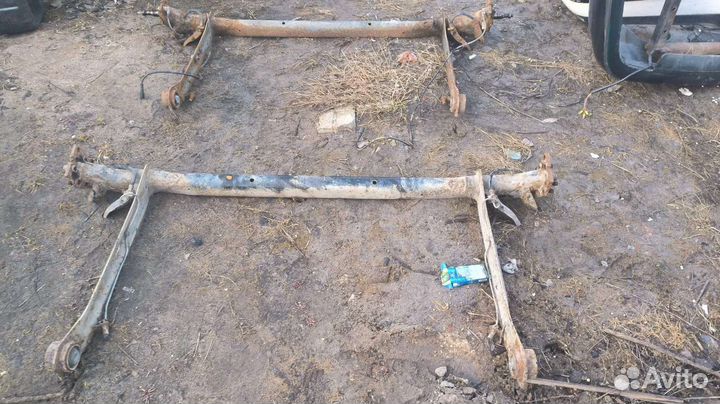 Задняя балка Audi 100c4 a6c4