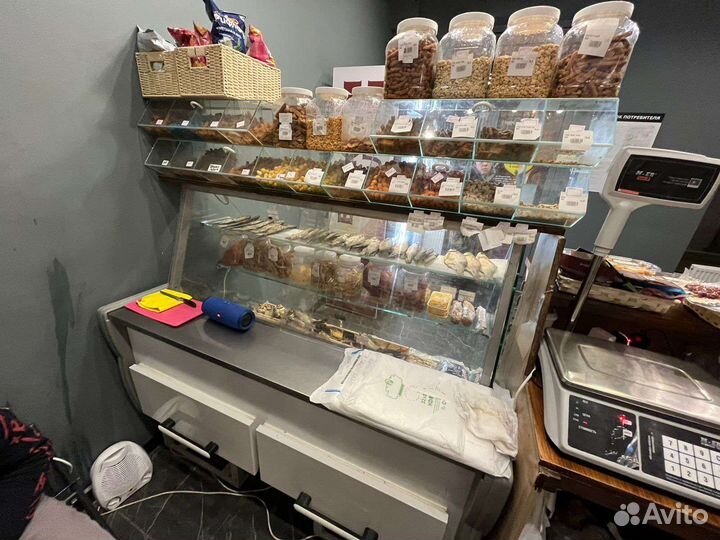 Секции стеклянные для снеков