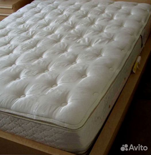 Матрас двуспальный средней жесткости