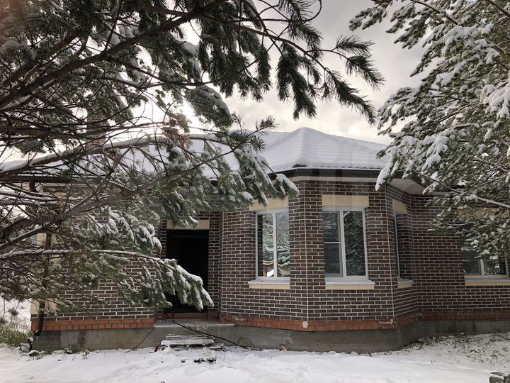 Коттедж 160 м² на участке 9,2 сот.