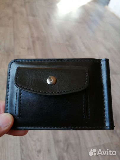 Зажим козырный