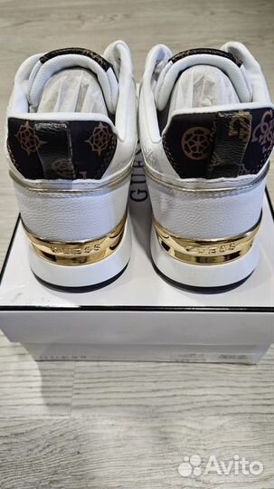 Guess Women's Kadlin Sneaker оригинал