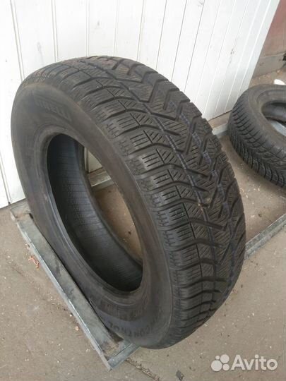 Pirelli Winter 210 SnowControl Serie III 195/65 R15