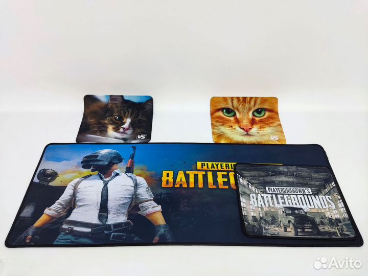 Коврик с котиками и играми для компьютера