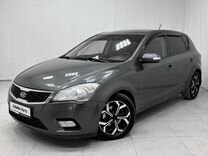 Kia Ceed 1.6 MT, 2011, 135 000 км, с пробегом, цена 698 000 руб.