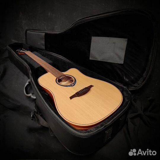 Lag HyVibe THV-10DCE LB + кейс