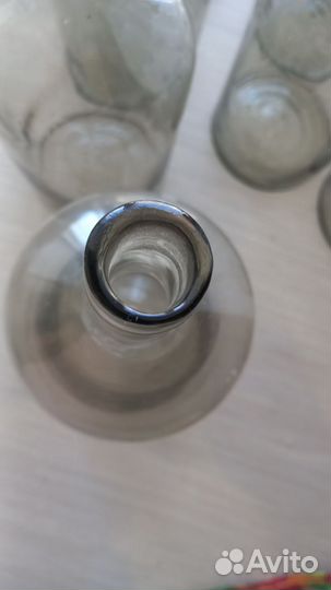 Получетверть старинные царские бутылки