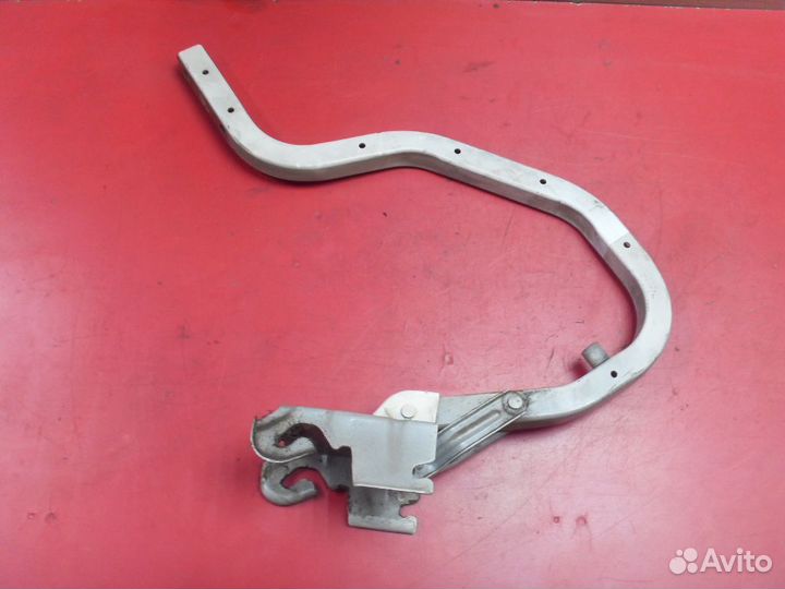 Петля крышки багажника 844000N800 Nissan Pulsar