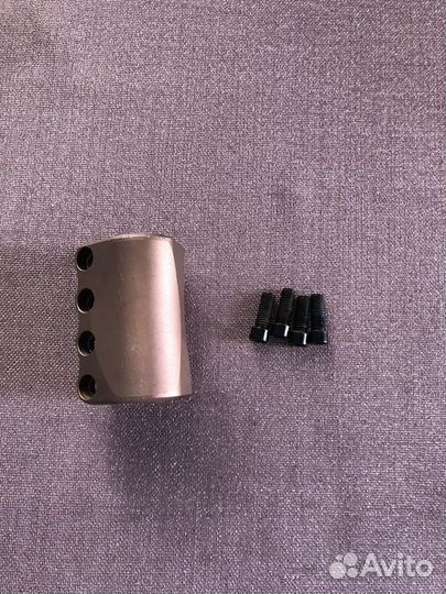 Зажим для трюкового самоката скс