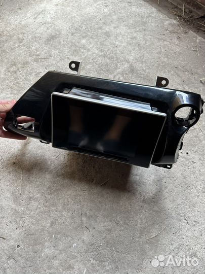 Штатная магнитола Toyota Hilux 2017