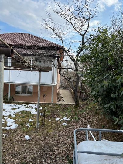 Дом 210 м² на участке 8 сот.