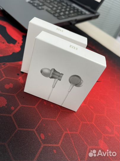 Наушники Xiaomi Mi In-Ear Headphones Basic серебро