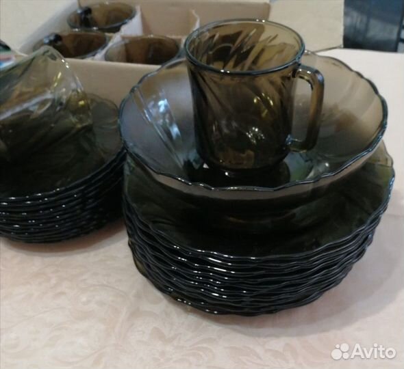 Набор столовой посуды тарелки + кружки