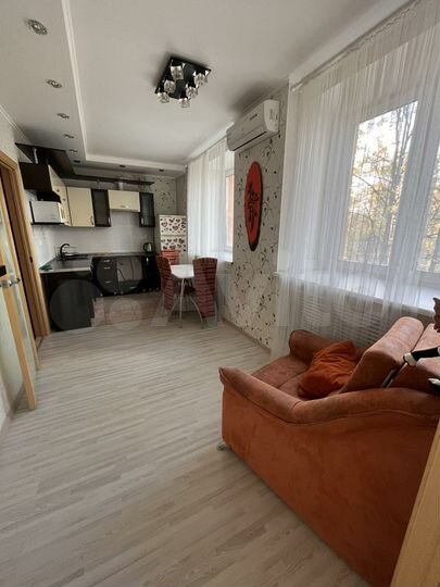 2-к. квартира, 43 м², 3/9 эт.