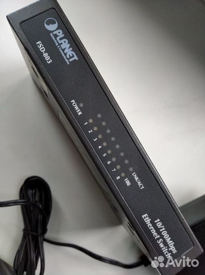 Свитч Planet FSD-803