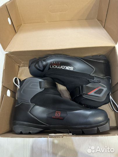 Лыжные ботинки salomon р.42-44