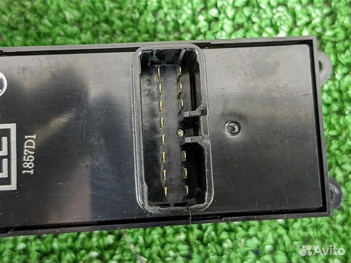 Блок управления стеклоподъемниками Citroen C-Cros