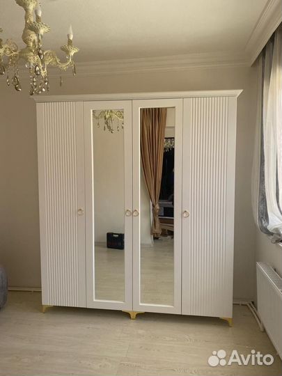 Шкафы новые распашные