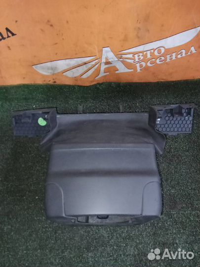 Кожух рулевой колонки Volkswagen Touareg