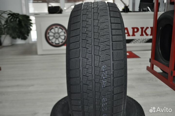 Habilead SnowShoes AW33 245/45 R20 103H