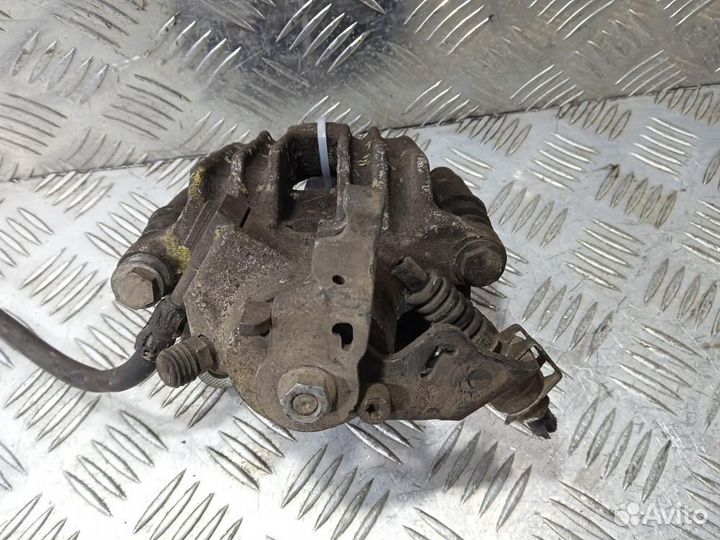 Суппорт задний правый Volkswagen Golf 4 (97-06)