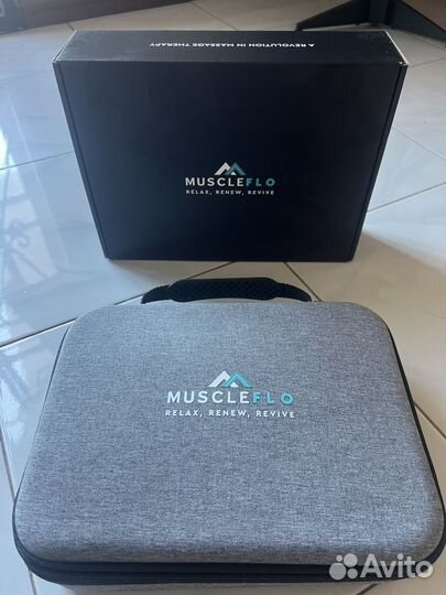 Массажный пистолет Muscleflo