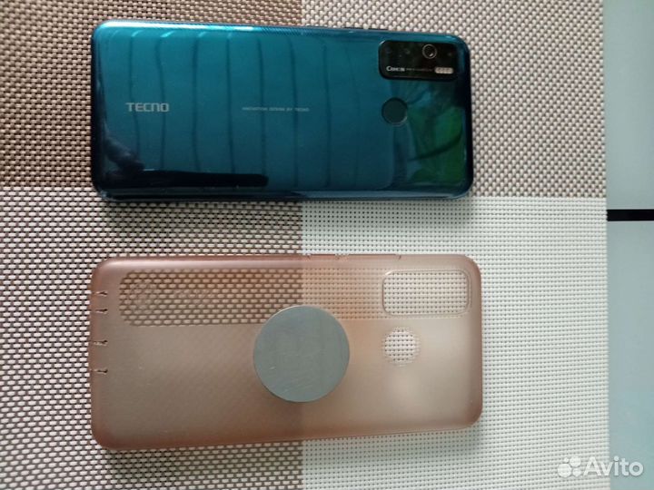 Продам смартфон tehno camon 15