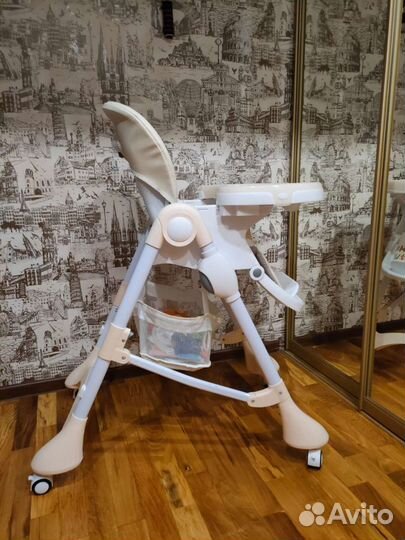 Стульчик для кормления babyton