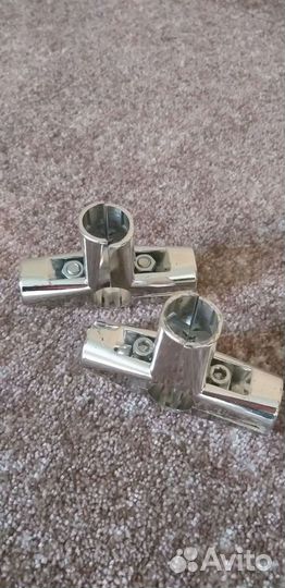 Замки и мебельная фурнитура