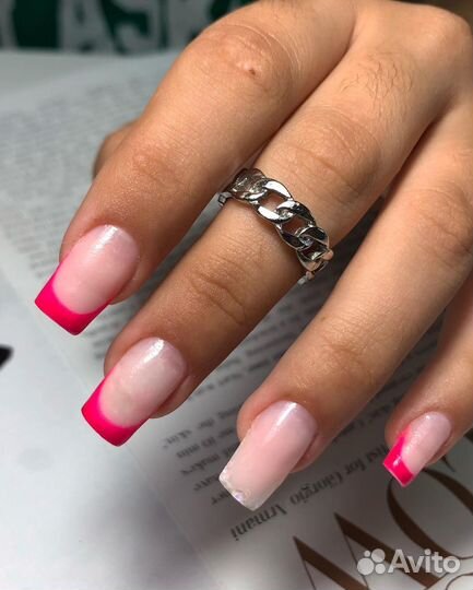 Мастер маникюра