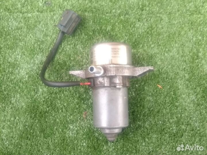 Вакуумный насос Шивроле Авео T-300
