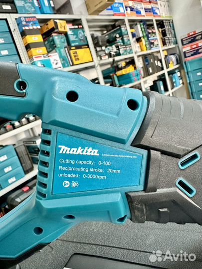 Сабельная пила аккумуляторная makita