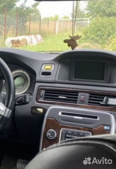 Кнопка зажигания Volvo start/stop