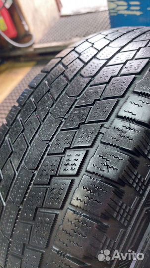 Hankook Nordik IS RW08 235/60 R16 100T