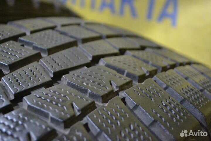 Dunlop Winter Maxx WM01 225/50 R17