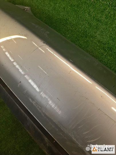 Бампер задний toyota IST