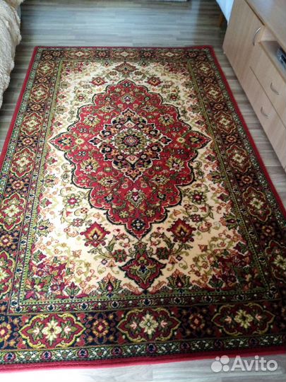 Ковер шерстяной